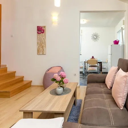 Pet Friendly In With Kitchen 度假居 *
