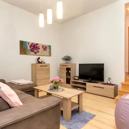 度假居 Pet Friendly In With Kitchen 佩罗杰