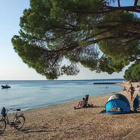 Lxxiii Hébergement de vacances Peroj